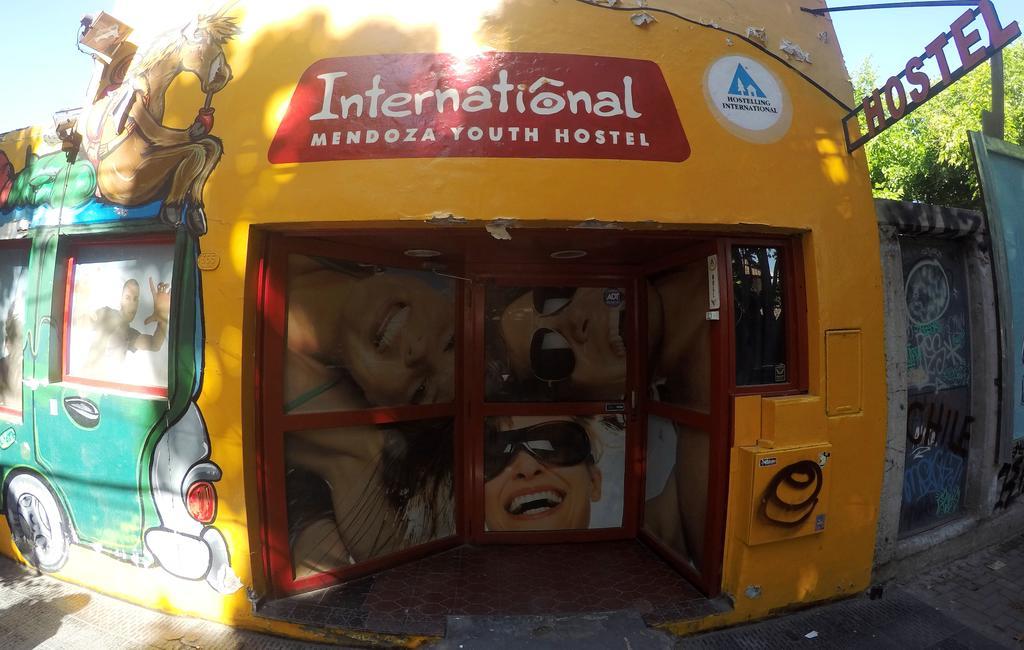 Hostel Internacional Мендоса Экстерьер фото